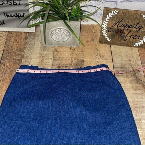 Blue Wool Skirt A Line Herringbone Tweed Royal Blue Talbots Size 8P - Picture 7 of 9